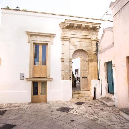 Il Borgo Bed & Breakfast Poggiardo Bagian luar foto