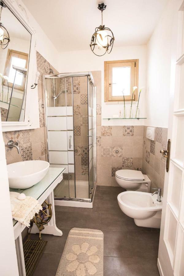 Il Borgo Bed & Breakfast Poggiardo Bagian luar foto