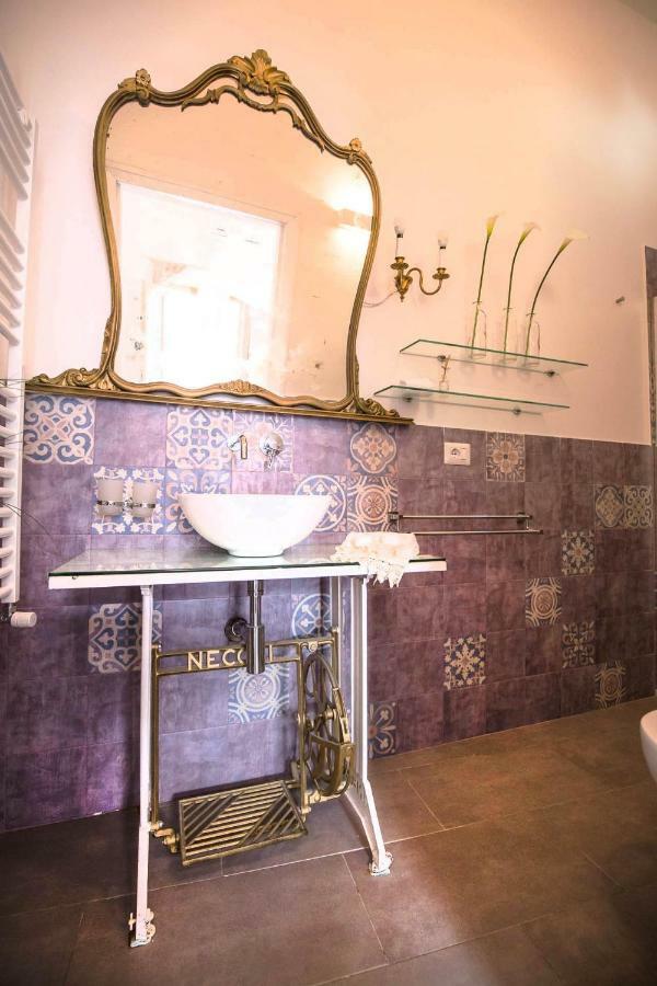 Il Borgo Bed & Breakfast Poggiardo Bagian luar foto