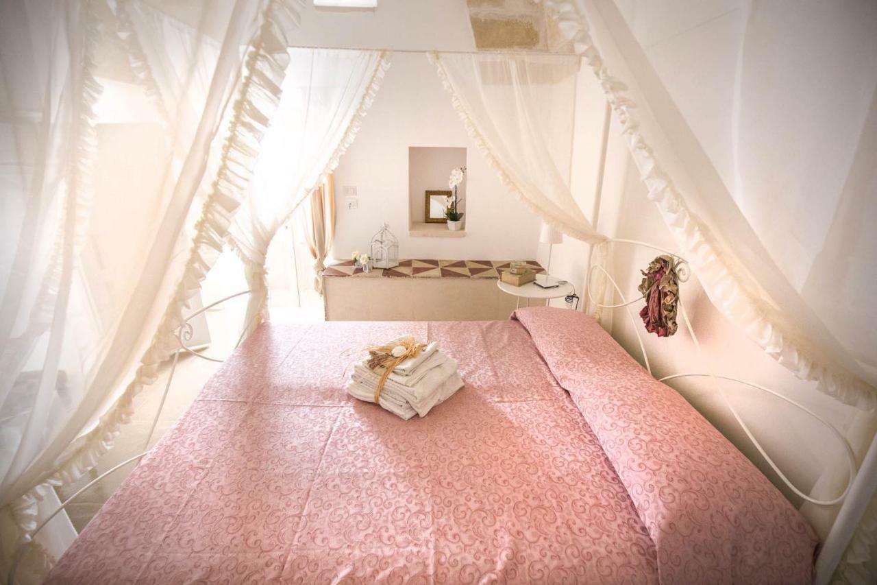 Il Borgo Bed & Breakfast Poggiardo Bagian luar foto