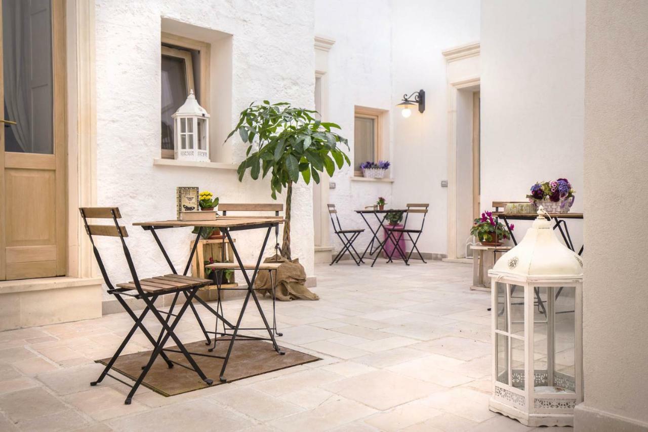Il Borgo Bed & Breakfast Poggiardo Bagian luar foto