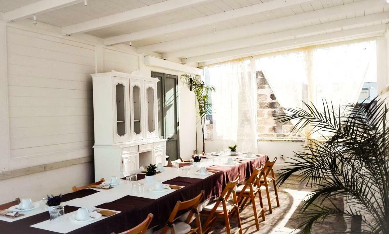 Il Borgo Bed & Breakfast Poggiardo Bagian luar foto